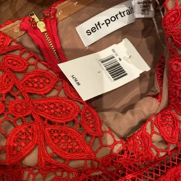 Self Portrait / NWT red guipure embroider ruffle puff Flower Lace Mini Dress 2 Self Portrait / NWT red guipure embroider ruffle puff Flower Lace Mini Dress 2